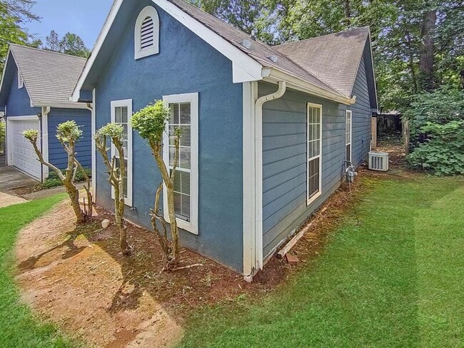 Building Photo - 7565 Antebellum Ln