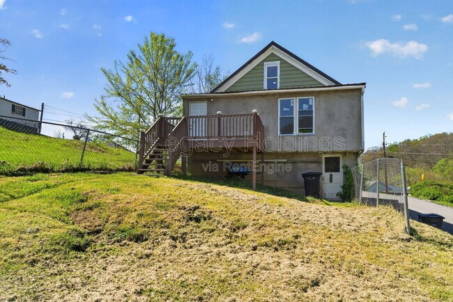 Foto del edificio - 804 Illinois Ave