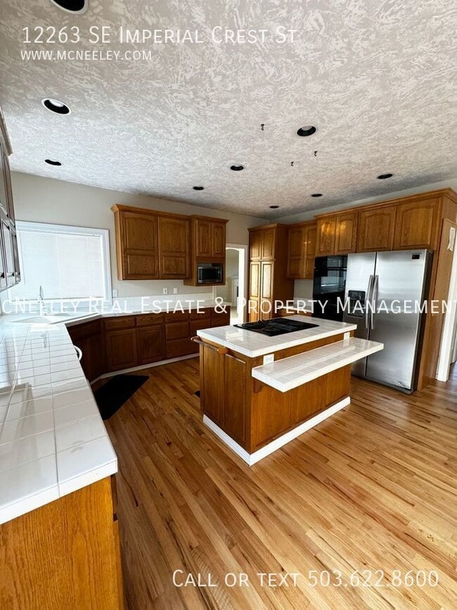 Building Photo - 12263 SE Imperial Crest St