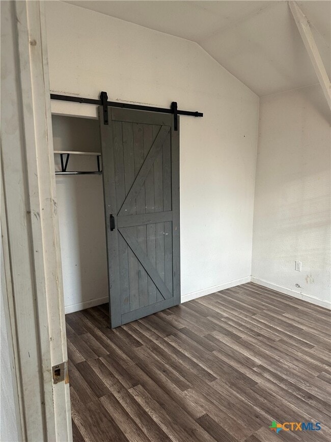 Building Photo - 810 S Cameron St