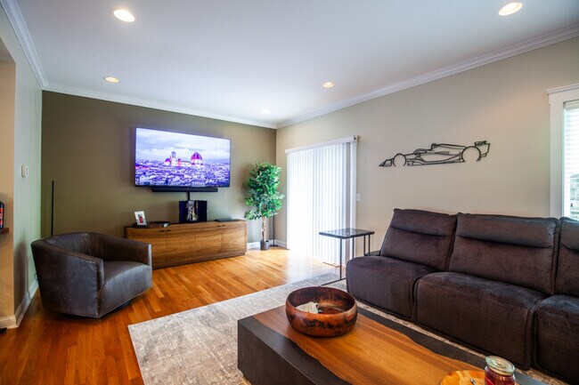 Foto del edificio - 3220 Linwood Ave