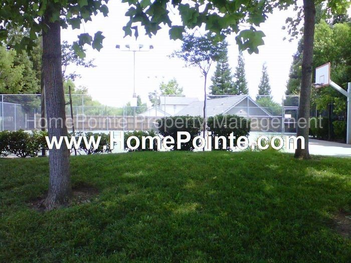 Building Photo - 7330 Stratford Pl
