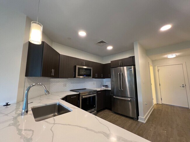 Foto del edificio - Great 2Br/2Bth apartment in great location ! Laundry in unit!