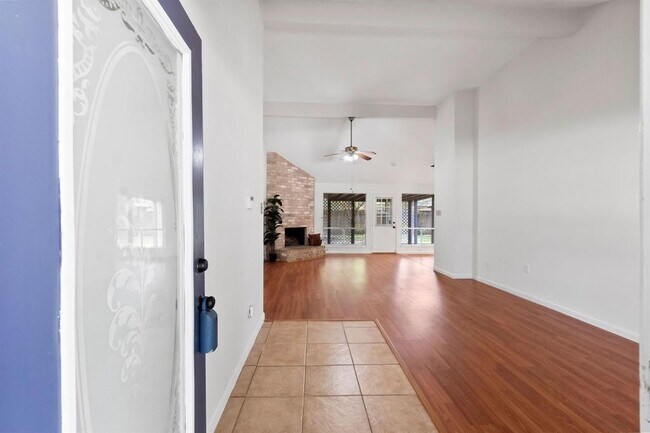 Foto del edificio - 6434 Allerton St