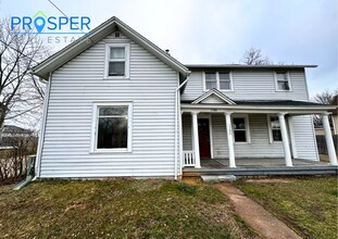 Building Photo - 1104 Omaha St