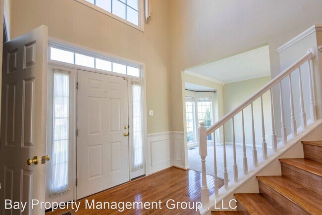 Foto del edificio - 4 br, 3.5 bath House - 305 Woltham Ct