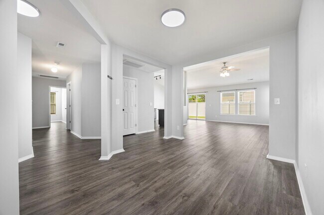 Foto del edificio - 1006 Post Oak Ct