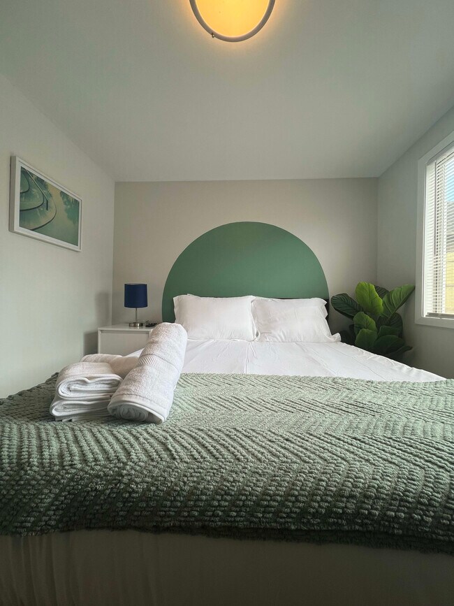 Foto del edificio - 912 E St Charles Rd