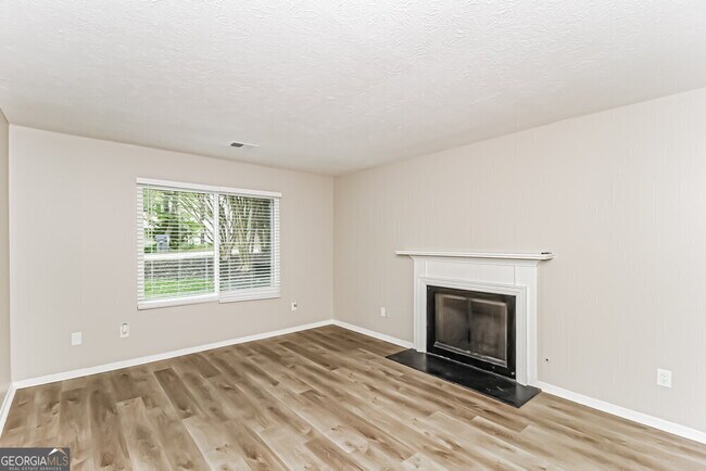 Building Photo - 1650 Carrie Farm Ln NW