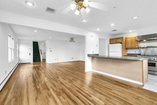 Foto del edificio - 234 Cliff St