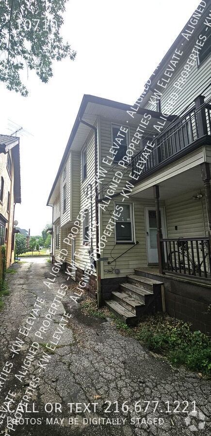 Building Photo - 10710 Clifton Blvd