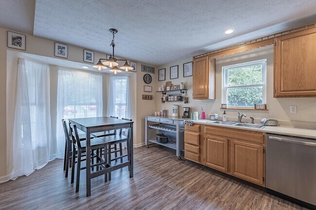 Foto del edificio - 470 Yale Drive, Unit A