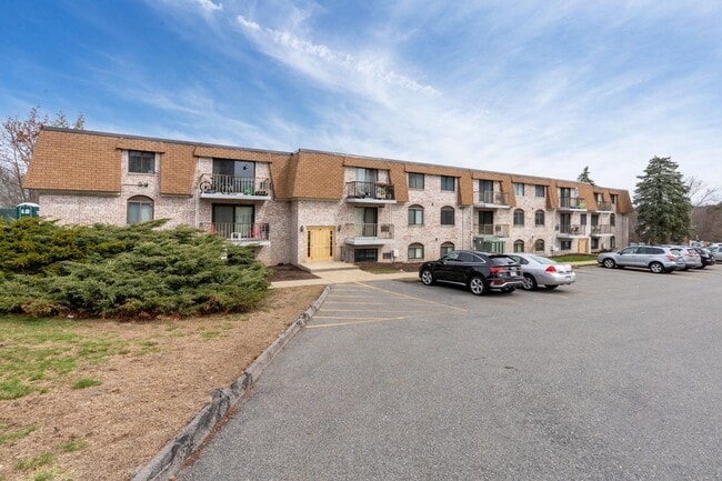 Building Photo - 40 High St