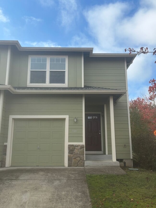 Foto del edificio - 3 Bedroom 2.5 Bath Two Story Duplex