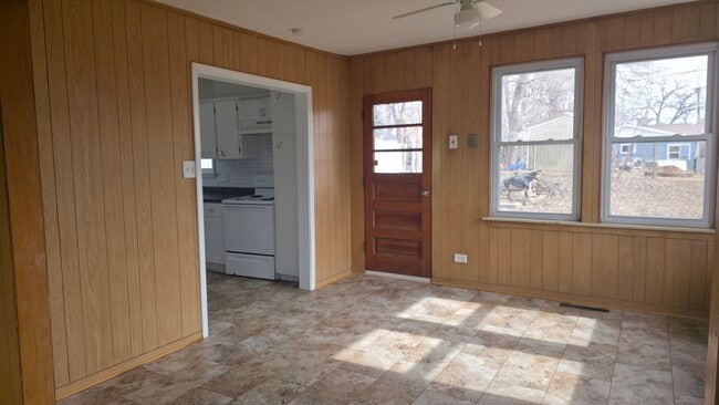 Building Photo - 2512 S Michael Ct