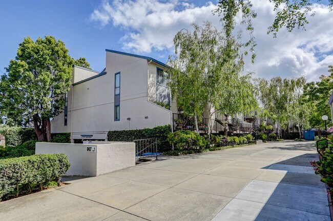 Foto del edificio - 845 Woodside Way