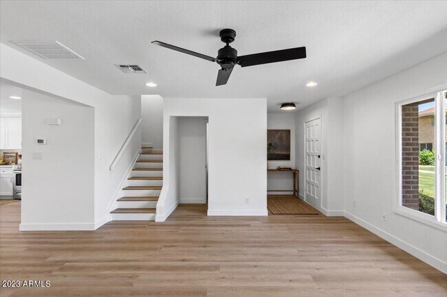 Building Photo - 8447 E Montebello Ave