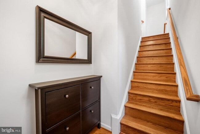 Building Photo - 20468 Greymont Terrace
