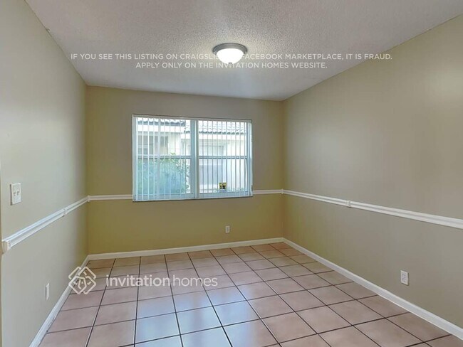 Foto del edificio - 17460 SW 22nd St