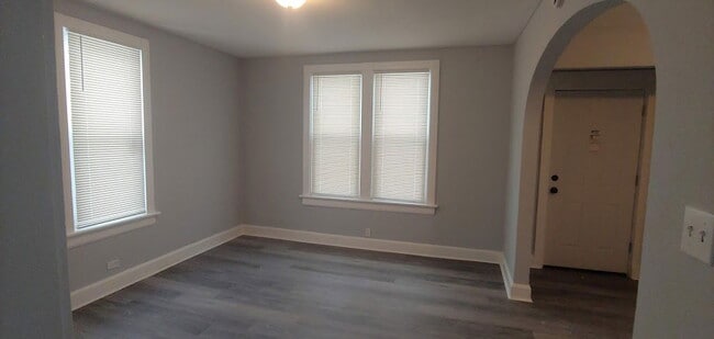 Foto del edificio - 4666 N 38th St