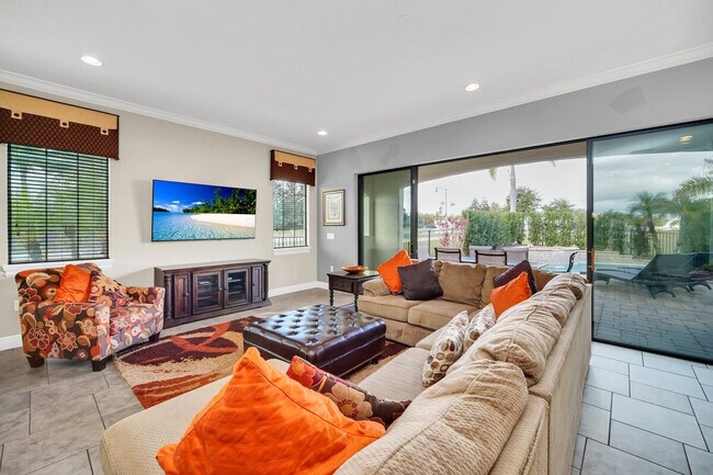 Foto del edificio - 970 Golden Bear Dr