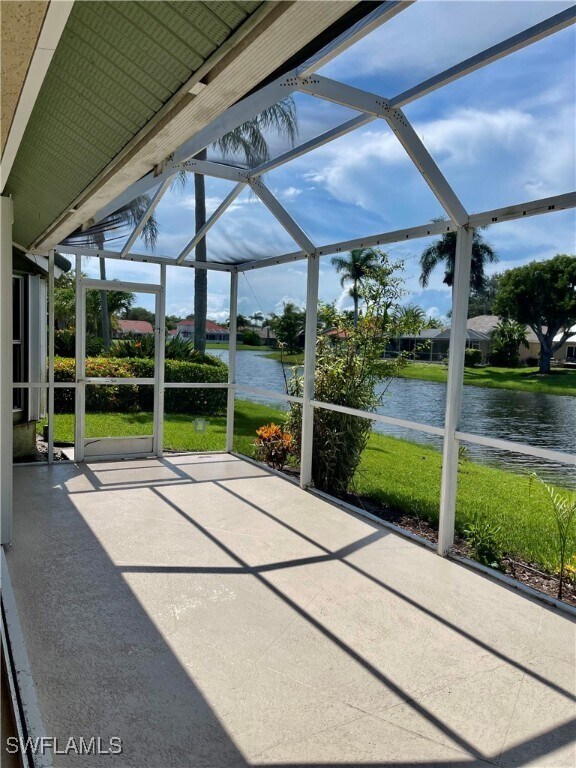 Foto del edificio - 5145 Lochwood Ct
