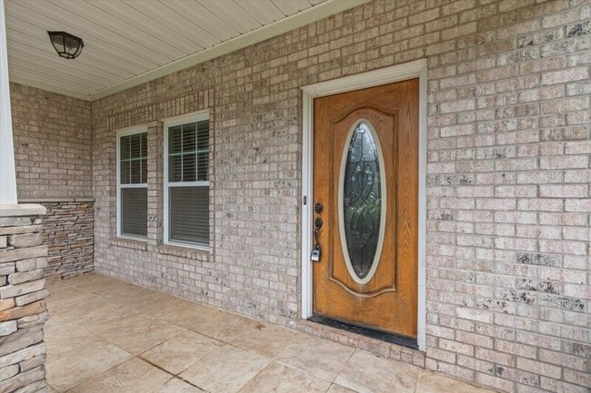 Foto del edificio - 288 Big Oak Ln