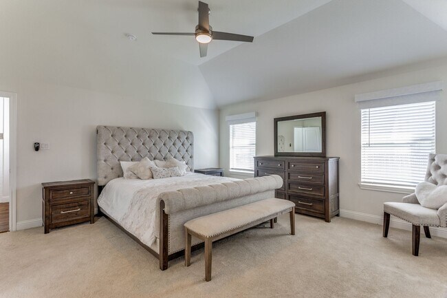 Foto del edificio - COMING SOON | Luxury Modern Farmhouse | 4 Bed / 3.5 Bath | Aledo ISD | Pet Friendly