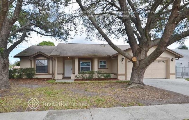 Building Photo - 2821 Saffron Dr