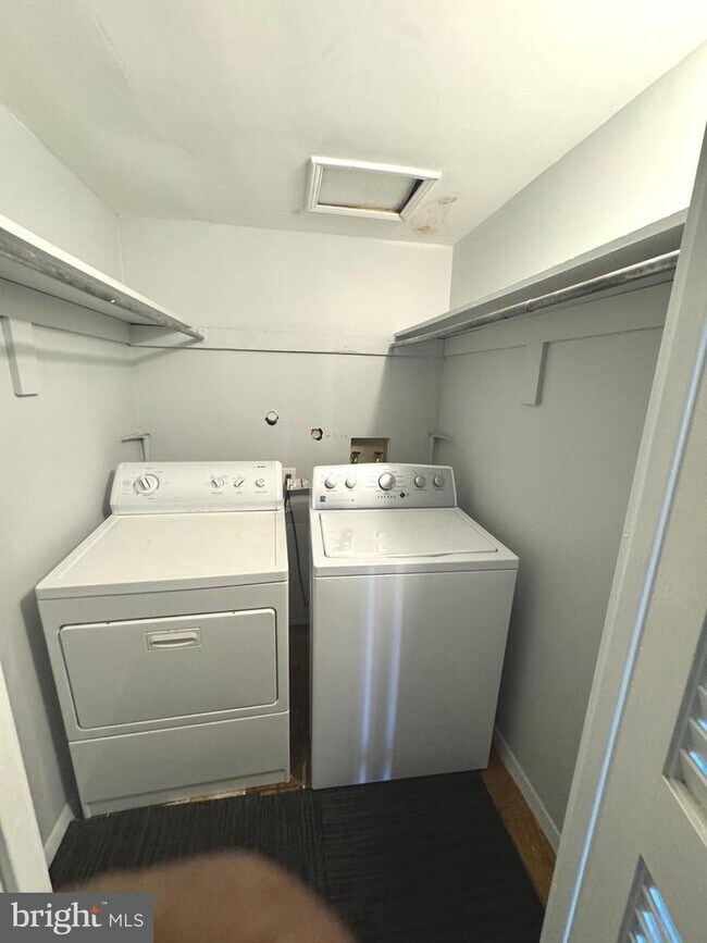 Foto del edificio - 2625 Wagon Dr