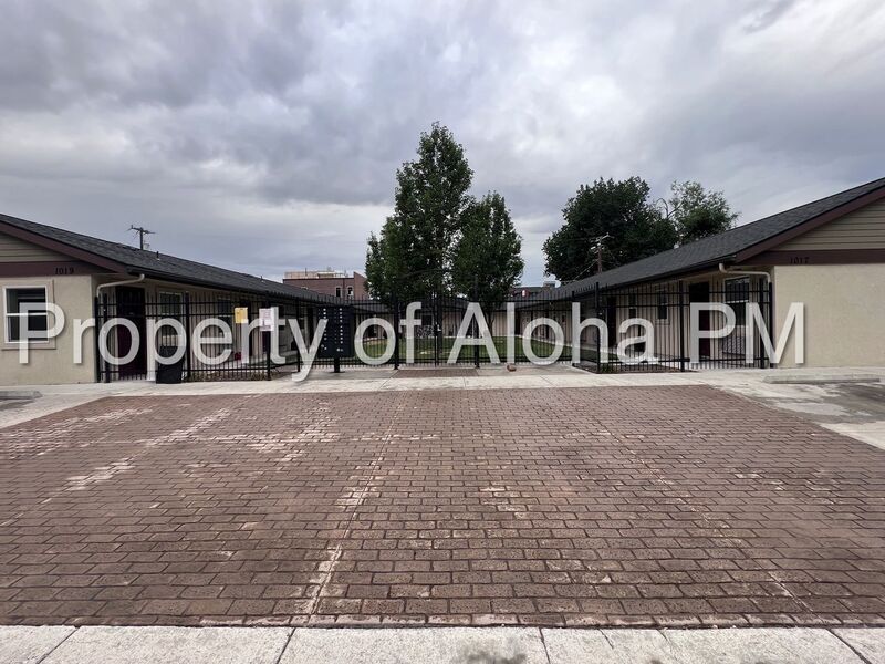 Foto principal - 1019 S Longmont Ave