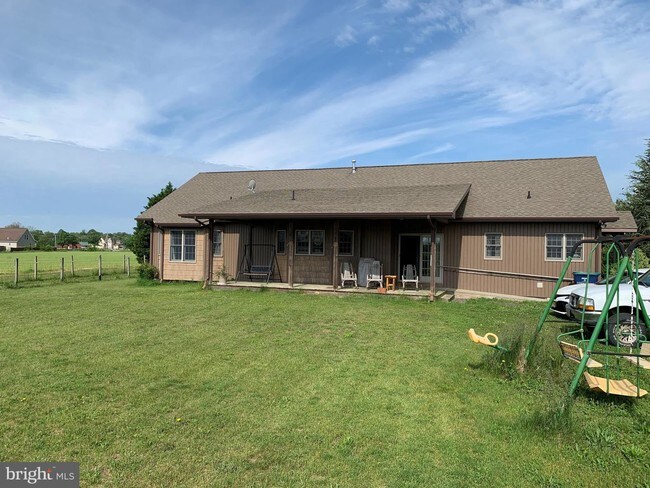 Foto del edificio - 247 Lincoln Ave