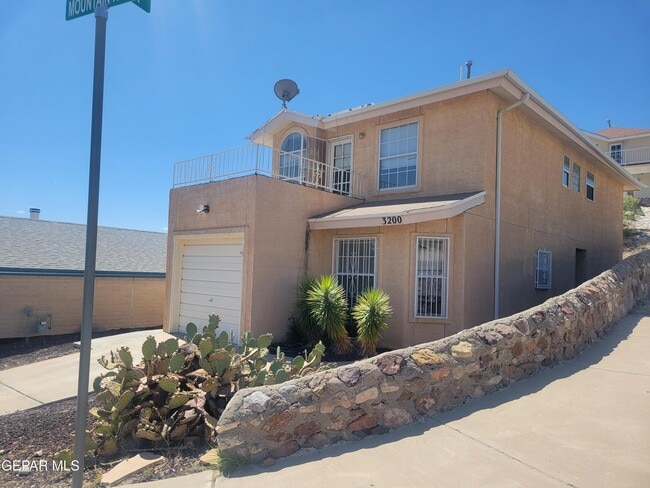 Building Photo - 3200 Mountain Ridge Dr