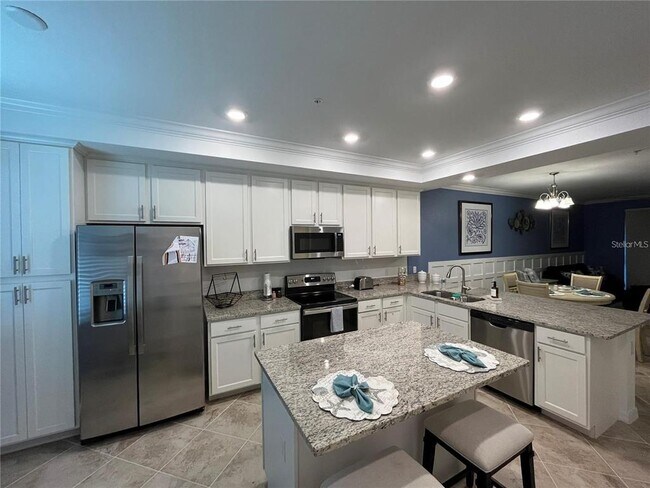 Building Photo - 14091 Heritage Landing Blvd