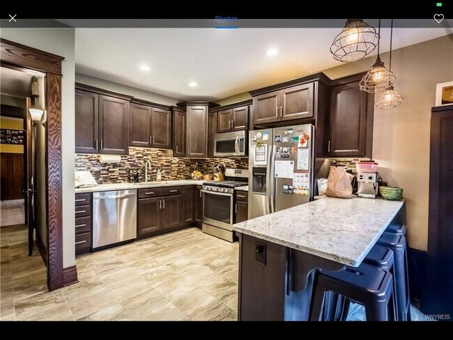 Foto del edificio - 748 Ashland Ave