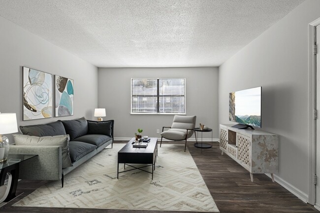 Building Photo - The Element at 4411