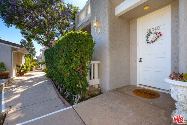 Building Photo - 28240 Rey De Copas Ln