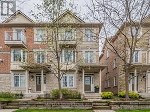 Building Photo - 42 Rosewood Ave