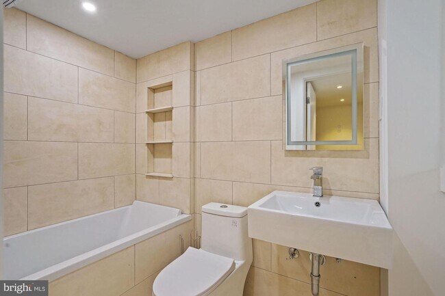 Foto del edificio - 2716 Poplar St NW