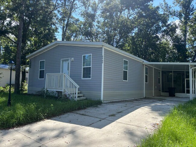 Foto del edificio - BEAUTIFUL +55 HOA COMMUNITY- ASK ABOUT OUR MOVE IN SPECIALS!!