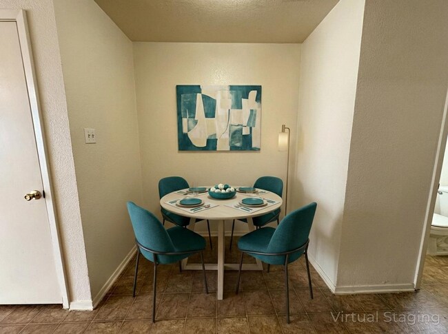 Foto del edificio - 1709 Kylie Cir