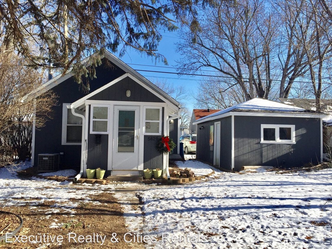 Foto principal - 5629 25th Ave S