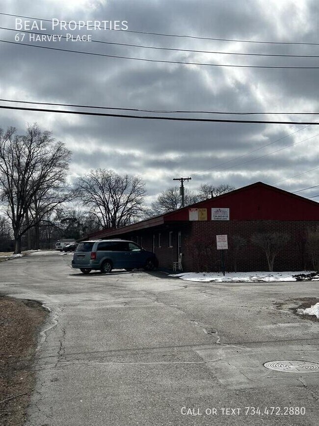 Foto del edificio - 67 Harvey Pl