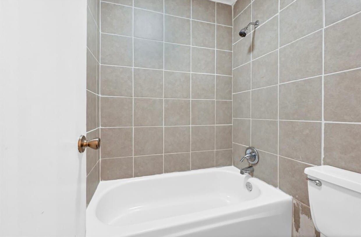 Building Photo - 6161 Reims Rd