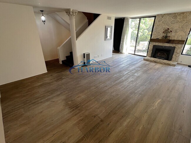 Foto del edificio - 3608 W Estates Ln