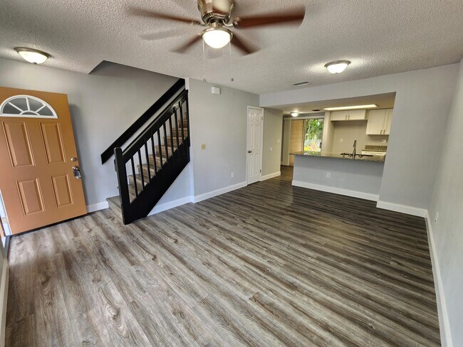 Building Photo - 1403 Brigadoon Dr