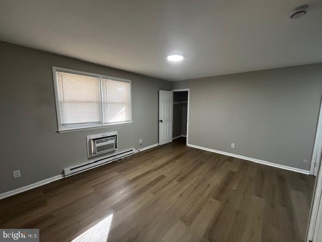 Foto del edificio - 319 Columbia Ave