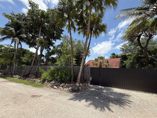 Building Photo - 22990 SW 156th Ave