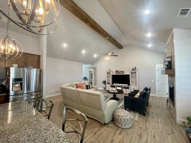 Foto del edificio - 1341 Little Osage Ln