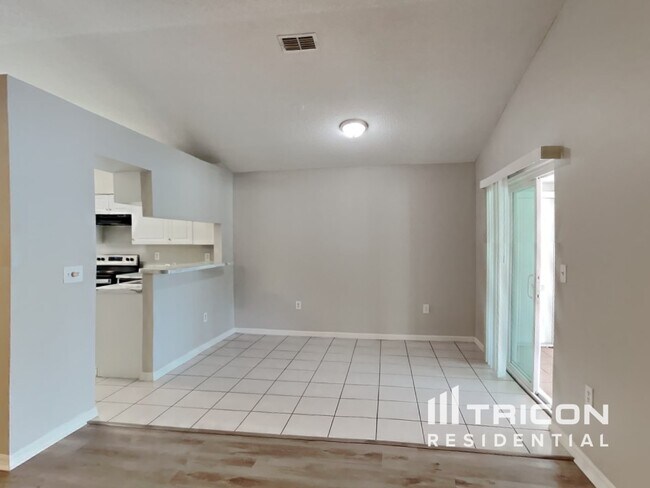 Building Photo - 3621 71st Terrace E